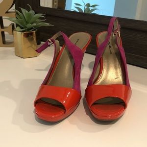 Red/pink Bandolino peep toe sling back heel